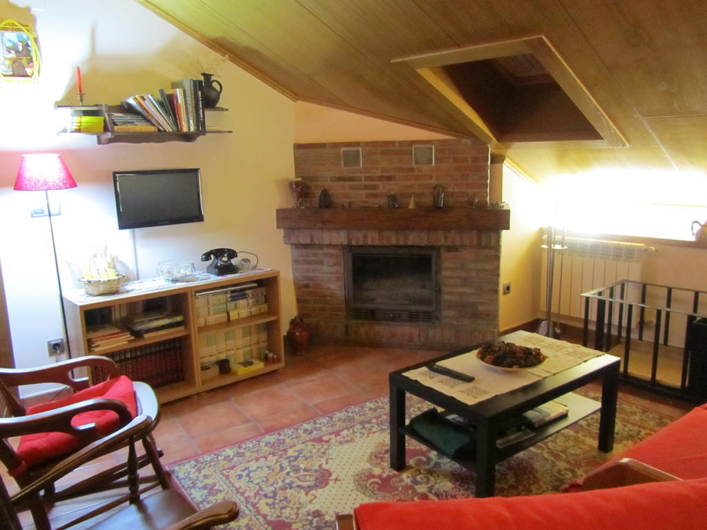 Apartamento Rurales Casa Baltasar Monasterio De Hermo